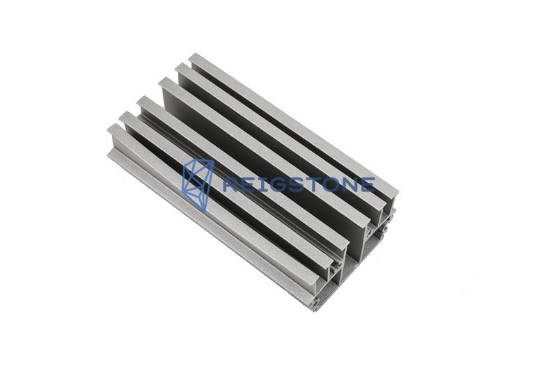 Aluminum heating plate